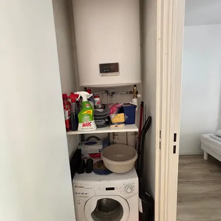 Climatisation Et Piscine Apartmán *